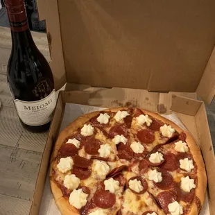 Sweet and spicy pizza, Jen's way!