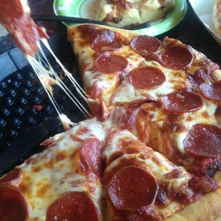 Bit sweet pepperoni pizza