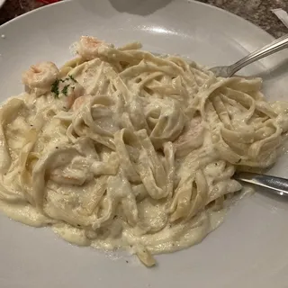 Fettuccine Alfredo