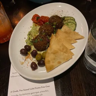 brooklyn falafel plate (3)