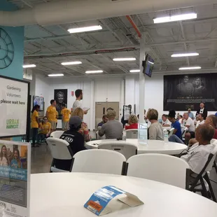 The upstairs where the volunteer process begins. (August 2016).