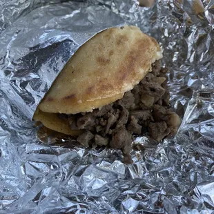 Gordita w/ sirloin