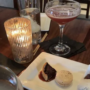 Desserts aka shareable sweets plate and Pot  the drinks had tequila