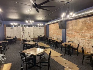 Roper’s Bar & Grill