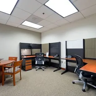 Multiple working stations