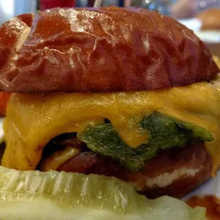 &quot;Hatch&quot; chile burger