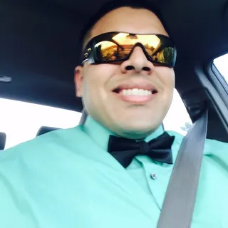 Manny R.
