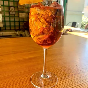 a glass of iced tea