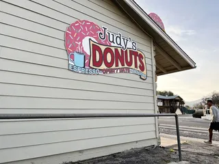 Judy's Donuts