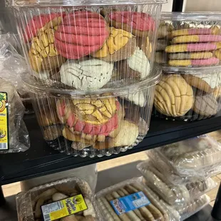 Mini conchas for coffee