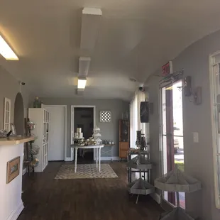 Love the vibe and decor of this place!!!