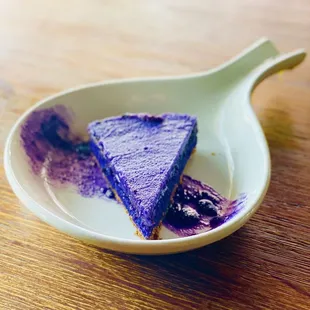 Ube cheesecake