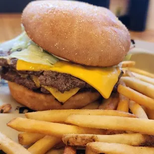 Double Cheeseburger