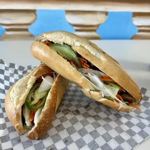 Grilled Beef Banh Mi