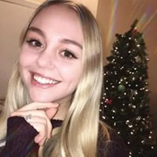 Skye R.
