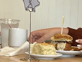 Pickles and Bones Barbecue