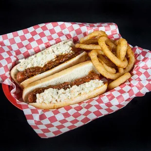 Prairie Dogs with chili and slaw!