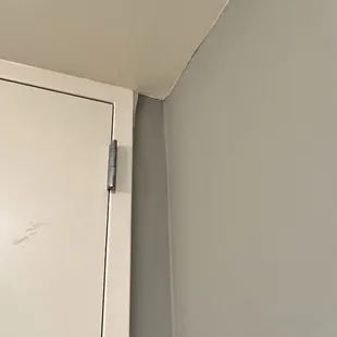 More wallpaper peeling