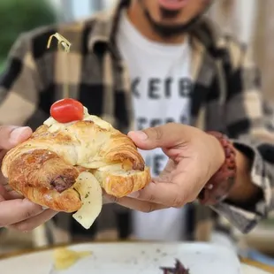 Bacon, Apple &amp; Brie Croissant Sandwich