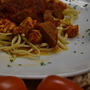 pasta dish, pasta, food