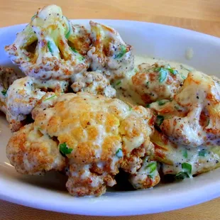 Fried cauliflower w/ tahini