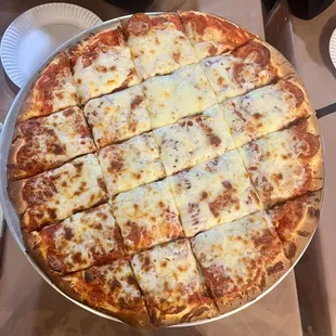Pepperoni pizza