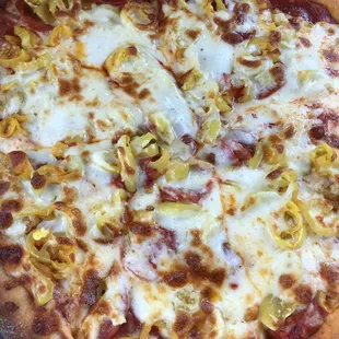 This is their NY style thin crust with pepperoni and banana peppers.