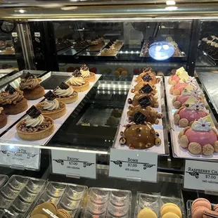 food, cupcakes, dessert