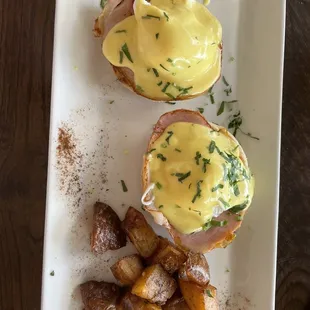 Eggs benedicte