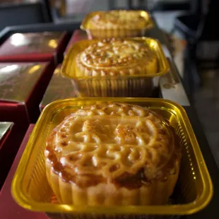 傳統廣式月餅Traditional Chinese moon cake