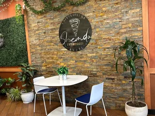 Shemda Crepes, Drinks & More