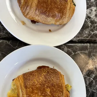 Mushroom & Goat Cheese Croissant