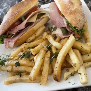 Le Ham& Cheese Pannini