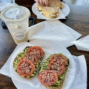 Avocado Toast and Tomato