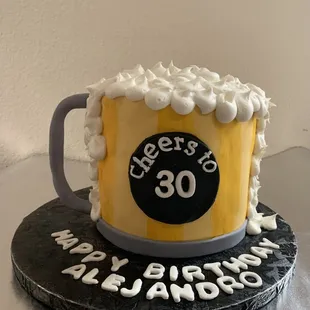 Cheers to 30 birthday cake