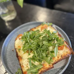 Truffle pizza