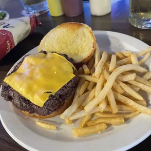 Cheeseburger and fries
