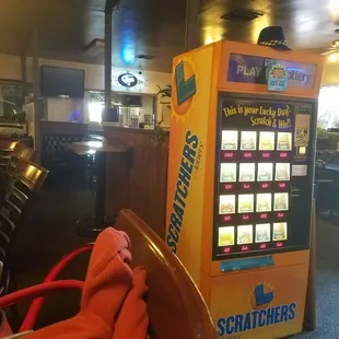 Just me &amp; Mr. Machine...Lotto Machine!  He&apos;s got a fancy hat - what a gent!  Got the whole bar to mahself! Where&apos;s my French dip??