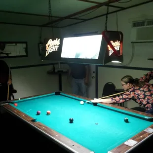 Cheap beer and pool = fun on the bayou