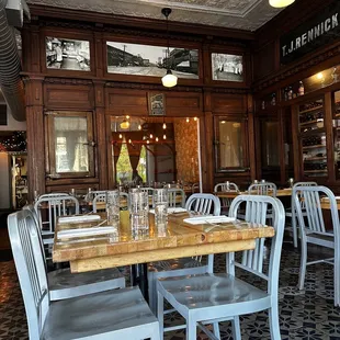 the interior of a restaurant