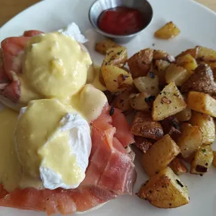 Crab Eggs Benedict