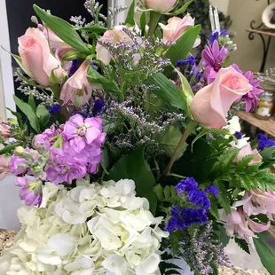 Beautiful flowers from Reno's ( THE BEST )