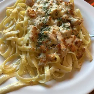Fettuccine Alfredo with Chicken
