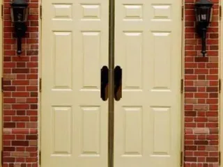 L & M Window Glass & Doors