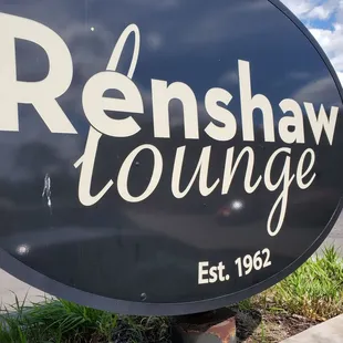the sign for renshaw lounge