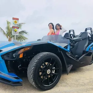 Having FUN around the Island on the Slingshot!