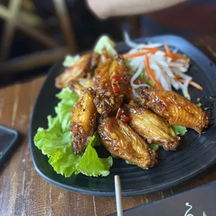 Chicken wings with fish sauce