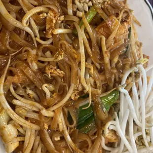Pad Thai with tofu