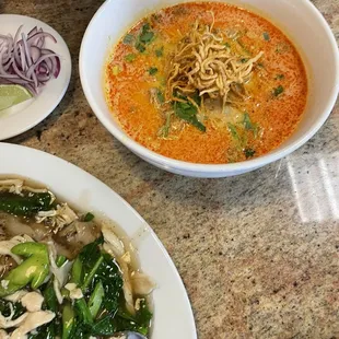 Kao Soi &amp; Rad Na