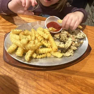 Kid's Grilled Chicken Dinner